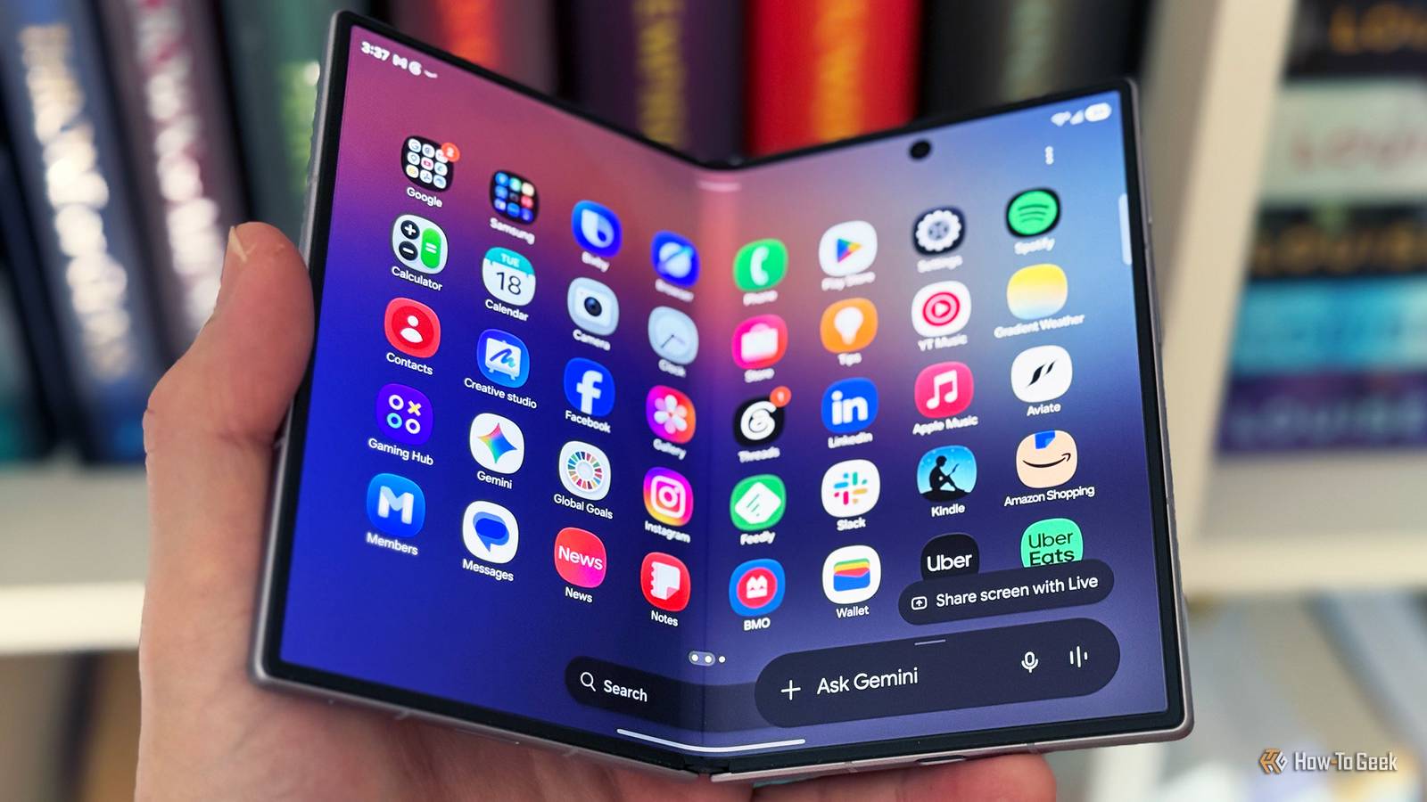 Photograph accompanying Samsung's Fold8 moves the foldable compromise, it does not remove it