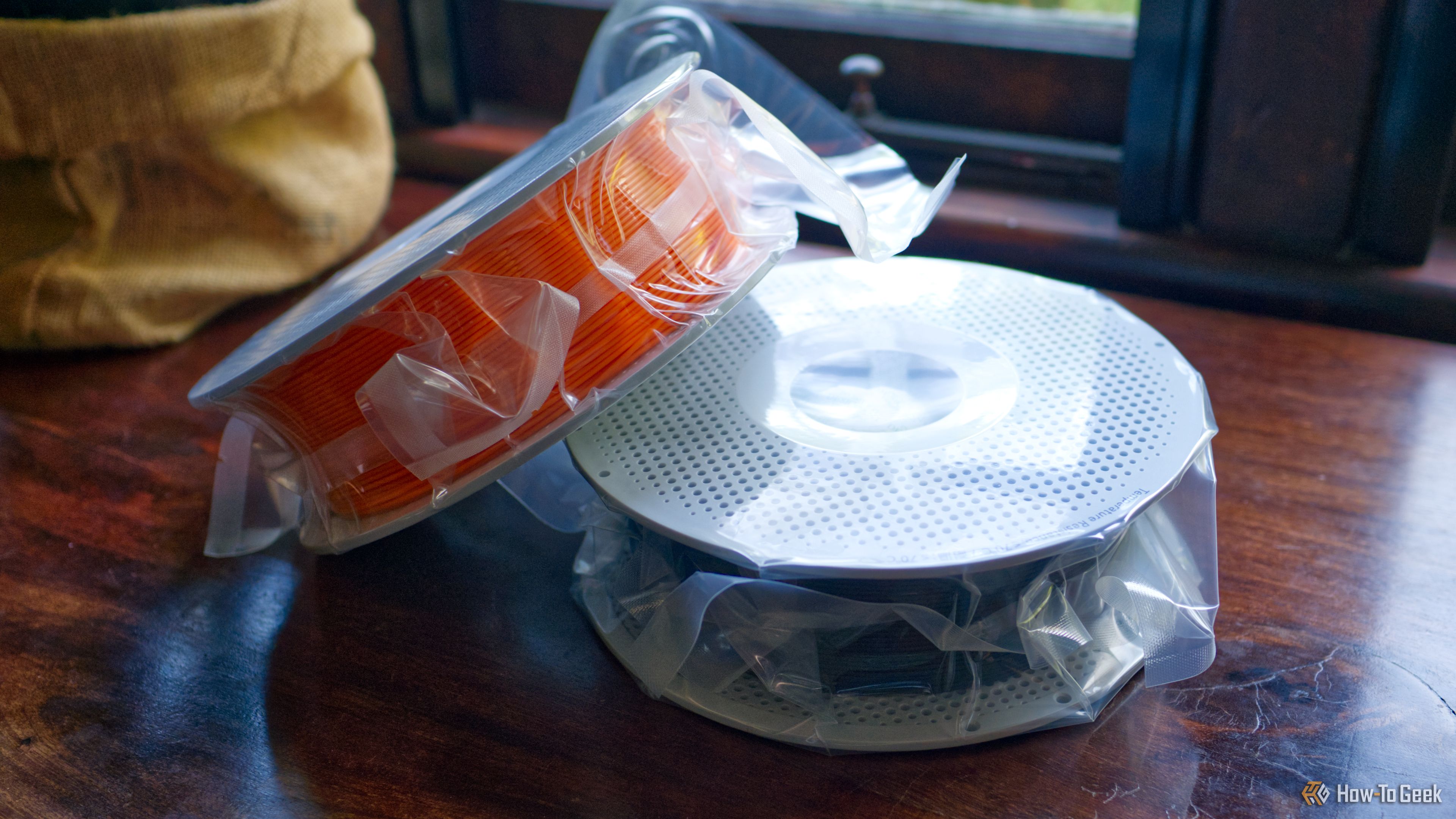 Don’t let your 3D printer filament absorb moisture, use these 5 storage tricks instead