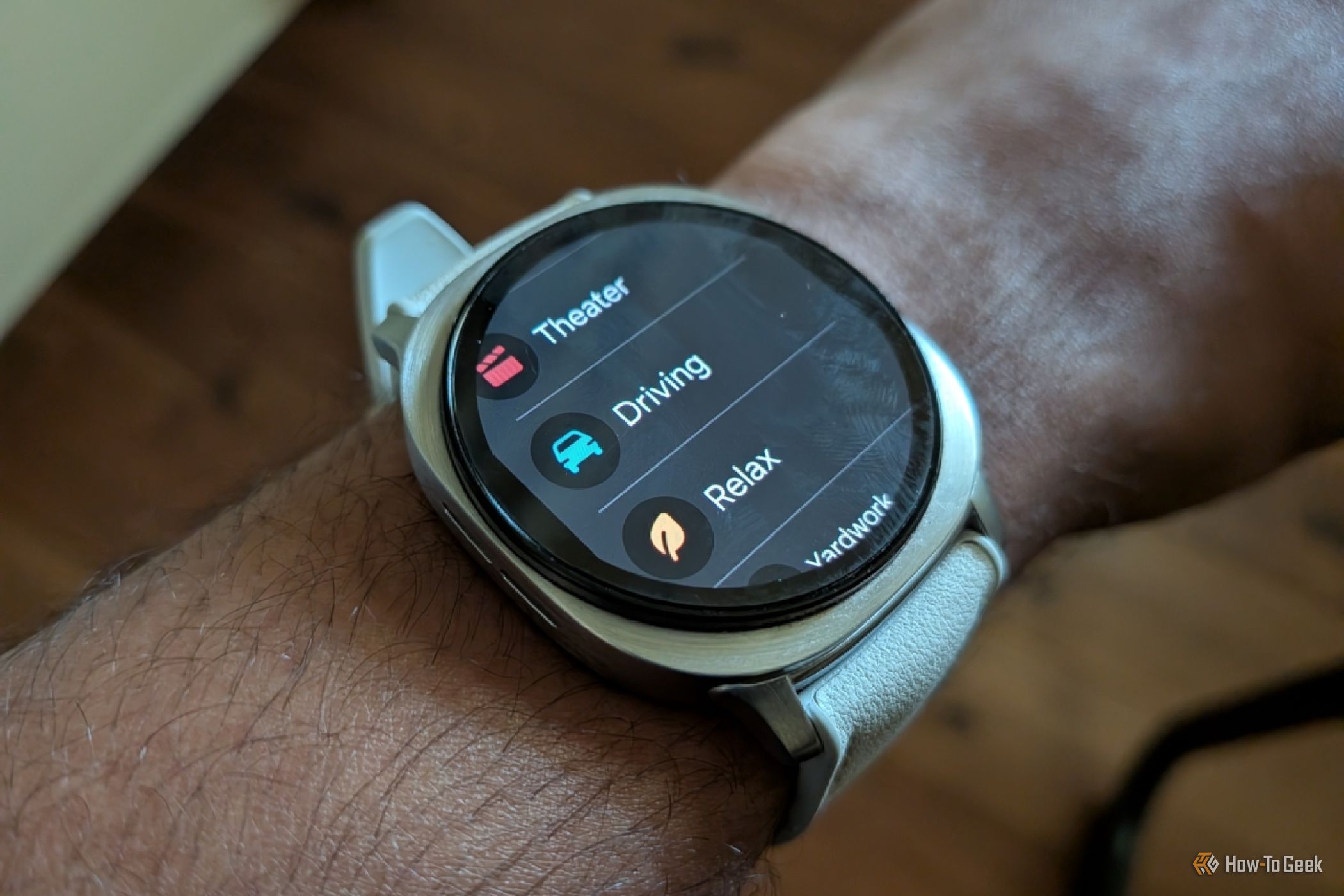 I let my Galaxy Watch control my day—this feature did the heavy lifting