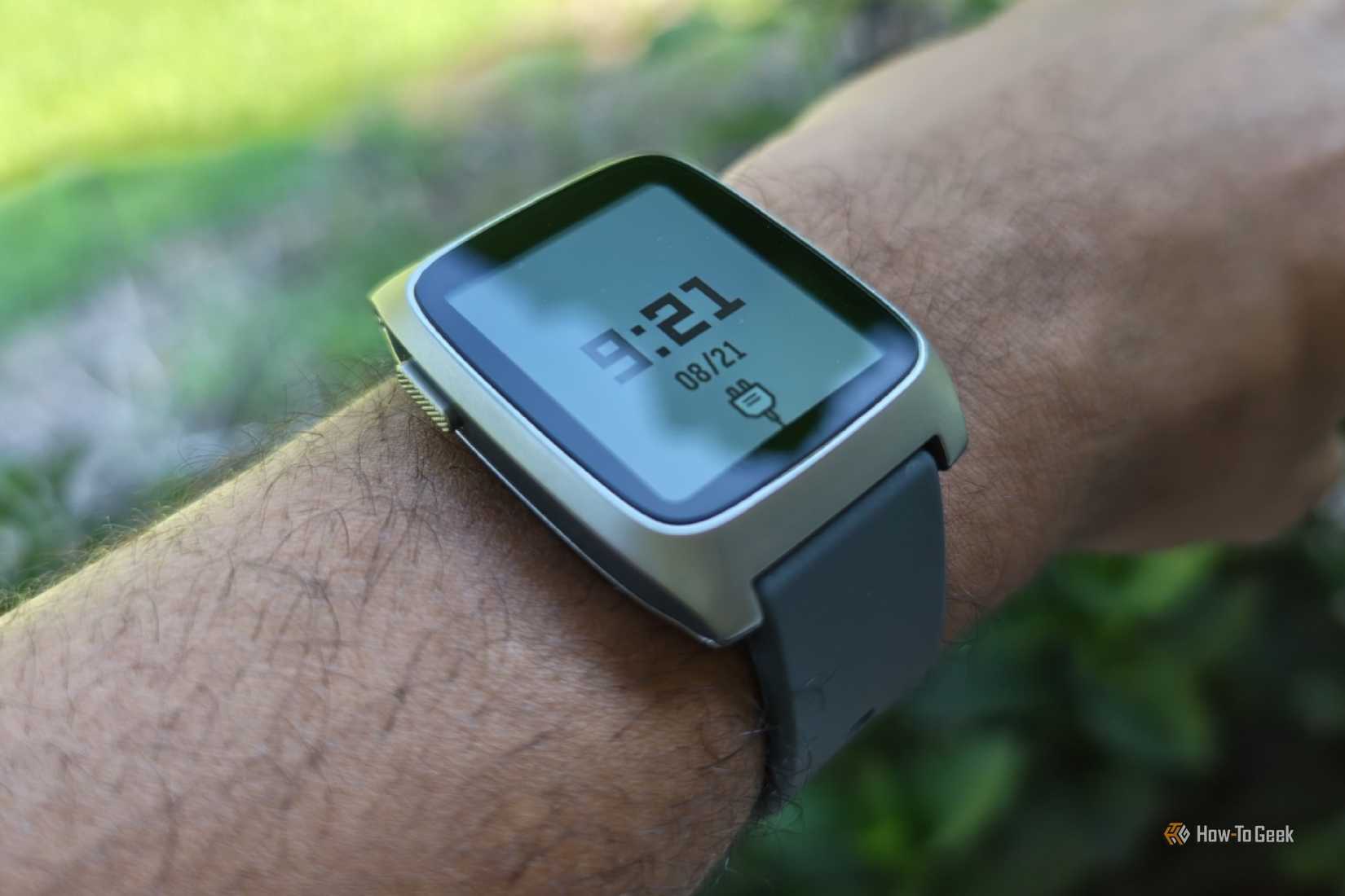 The low battery power saving mode on a Pebble Time 2.