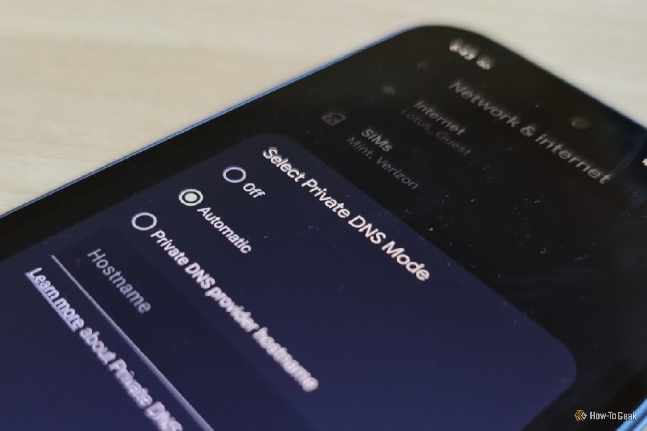 Android's private DNS feature solves a problem most people don't know they have