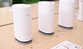 The Huawei WiFi Mesh 3 router system at MWC 2024.