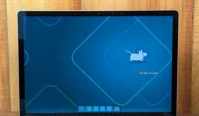 An Alpine Linux open on a laptop.