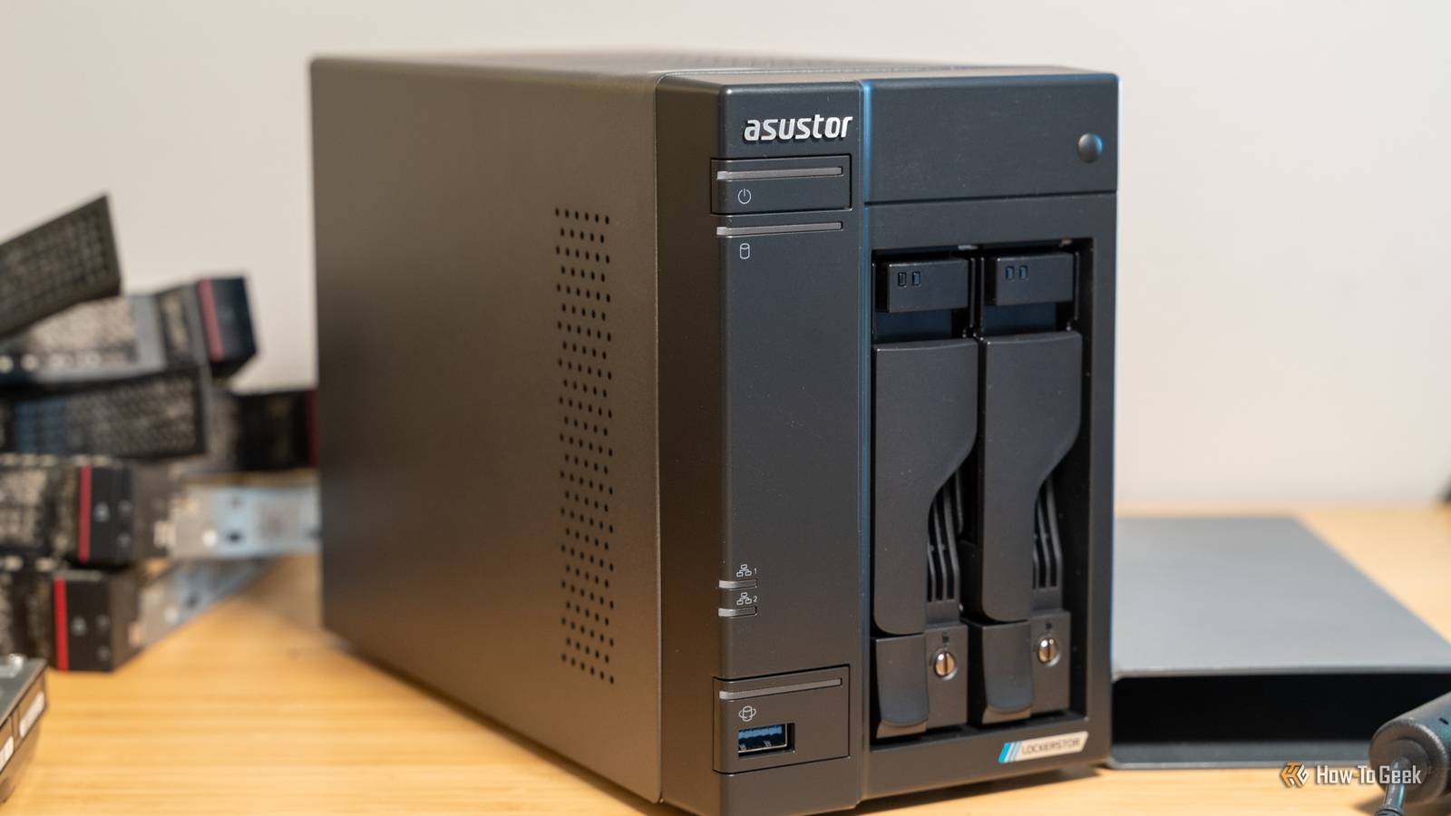 Обзор Asustor Lockerstor 2 Gen2+: возможности корпоративного уровня в компактном корпусе Сетевое хранилище Asustor Lockerstor 2 Gen2+