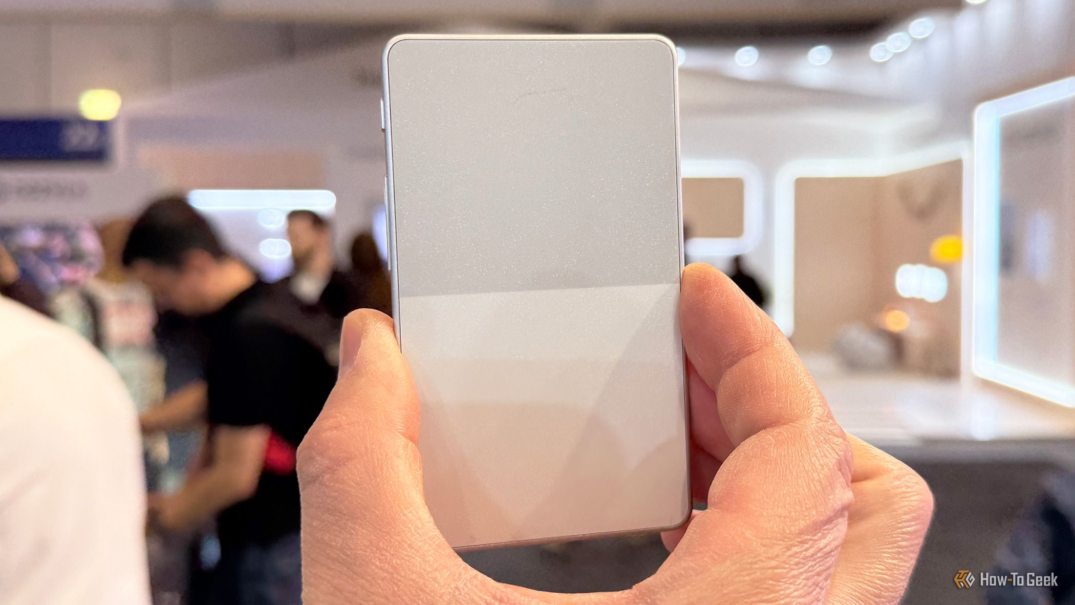 The first Boox pocket eReader is up for pre-order, and Xteink should ...