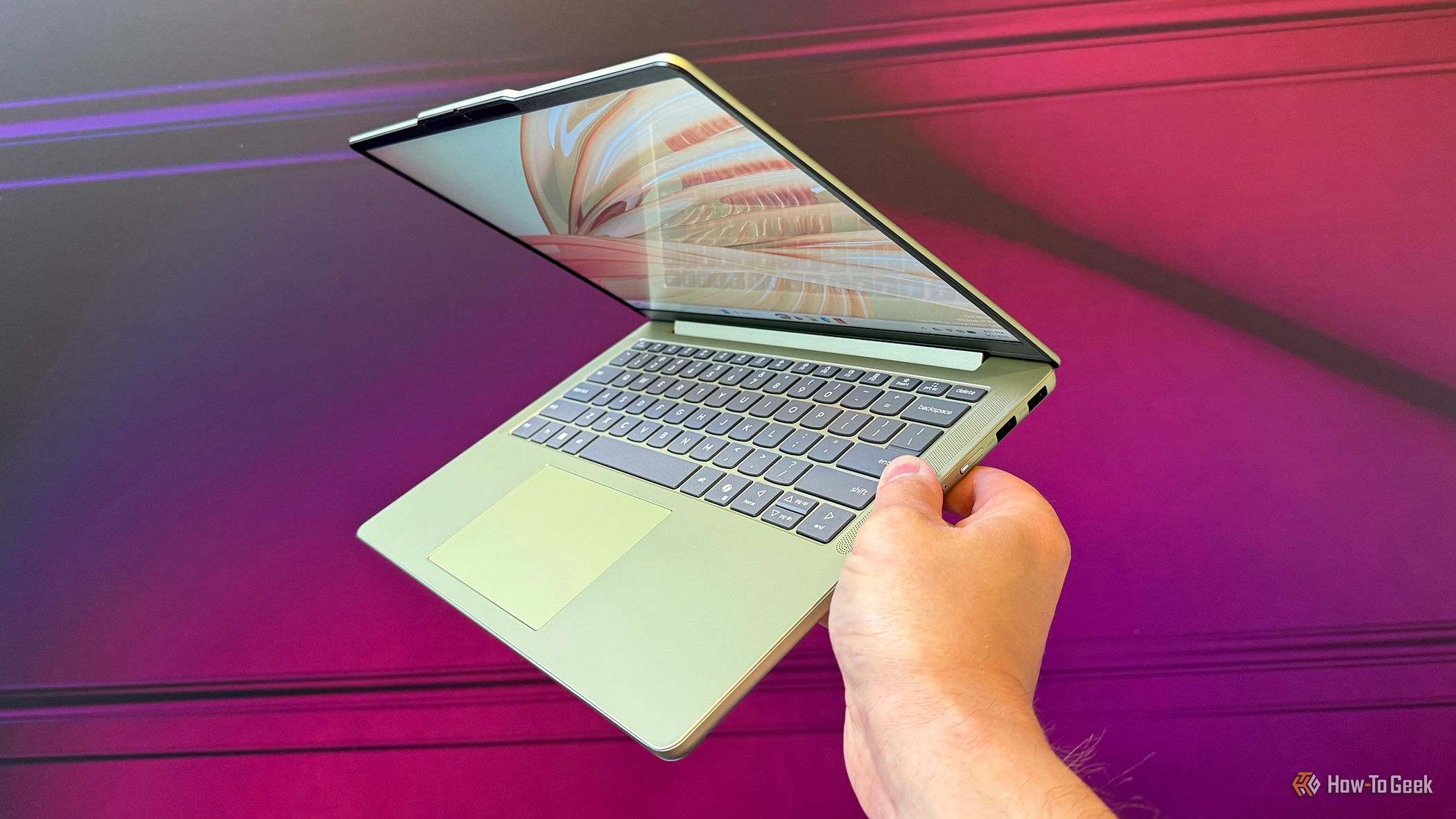 Lenovo's IdeaPad Vibe proves Windows laptops can compete on style, not just price