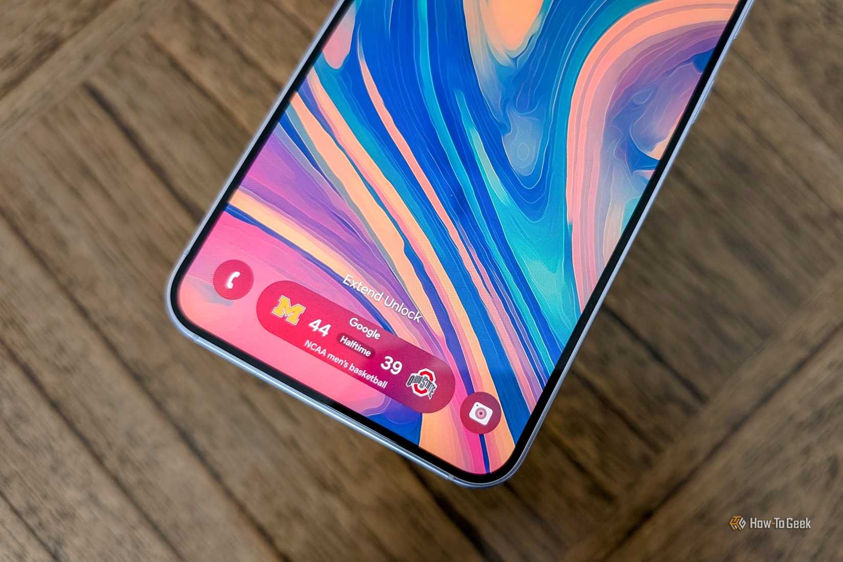 Now Bar on Galaxy phone lock screen