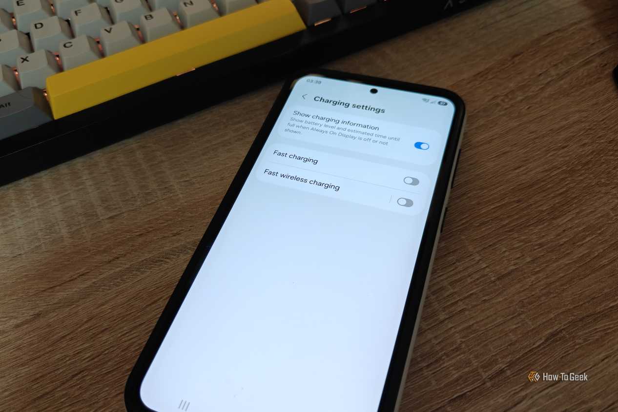 Почему смартфон Samsung может заряжаться медленно: скрытая настройка Меню настроек быстрой зарядки на смартфоне Samsung Galaxy