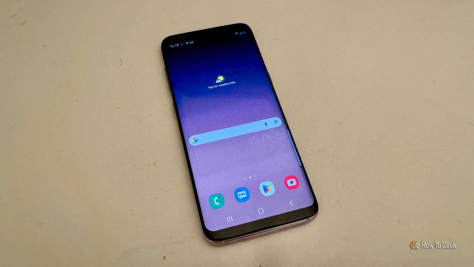 Как превратить старый Samsung Galaxy S8 в полноценную ретро-консоль Домашний экран смартфона Samsung Galaxy S8
