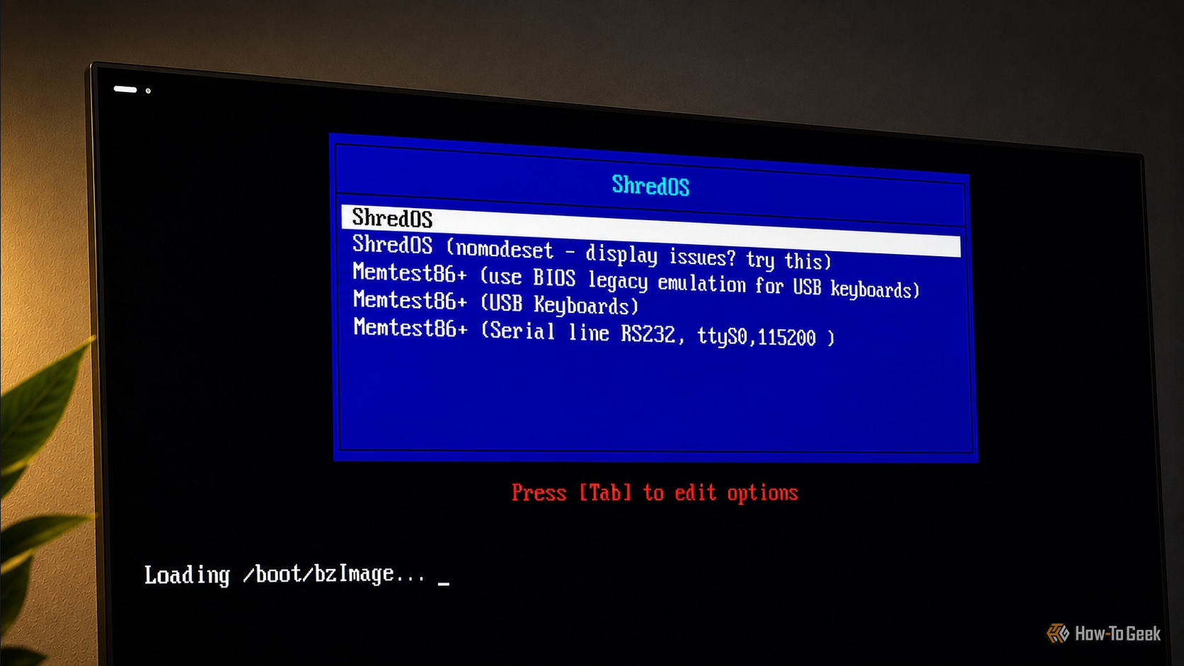ShreadOS destroys your old PC's data more thoroughly than a hammer ever will