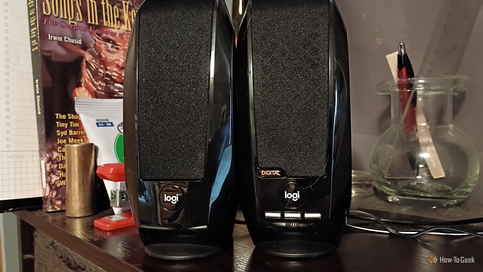 This Linux app fixed my terrible laptop speakers without buying new hardware