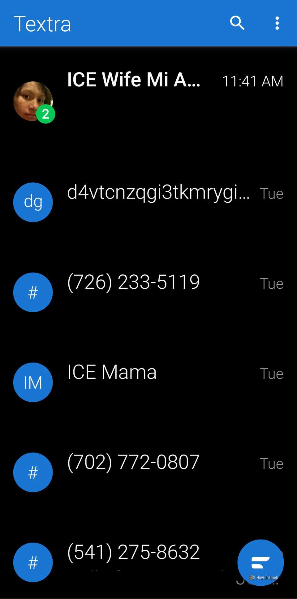 интерфейс приложения Textra SMS с отображением множества чатов интерфейс приложения Textra SMS с отображением множества чатов