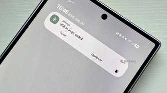 USB drive in a Samsung Galaxy phone 1