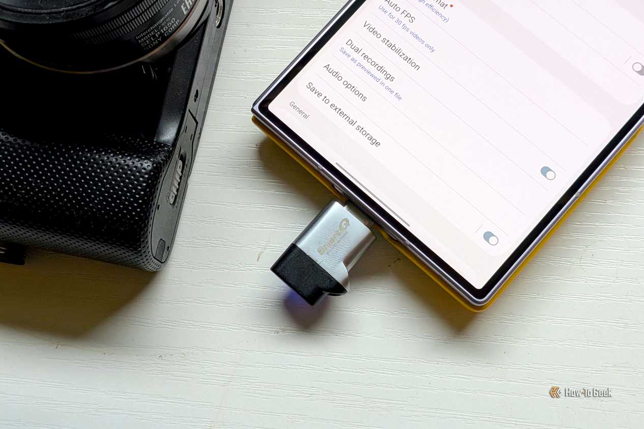 USB drive in a Samsung Galaxy phone 4