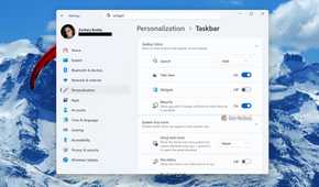 Screenshot of Windows 11's settings and the option to remove the Widgets board from the Taskbar.