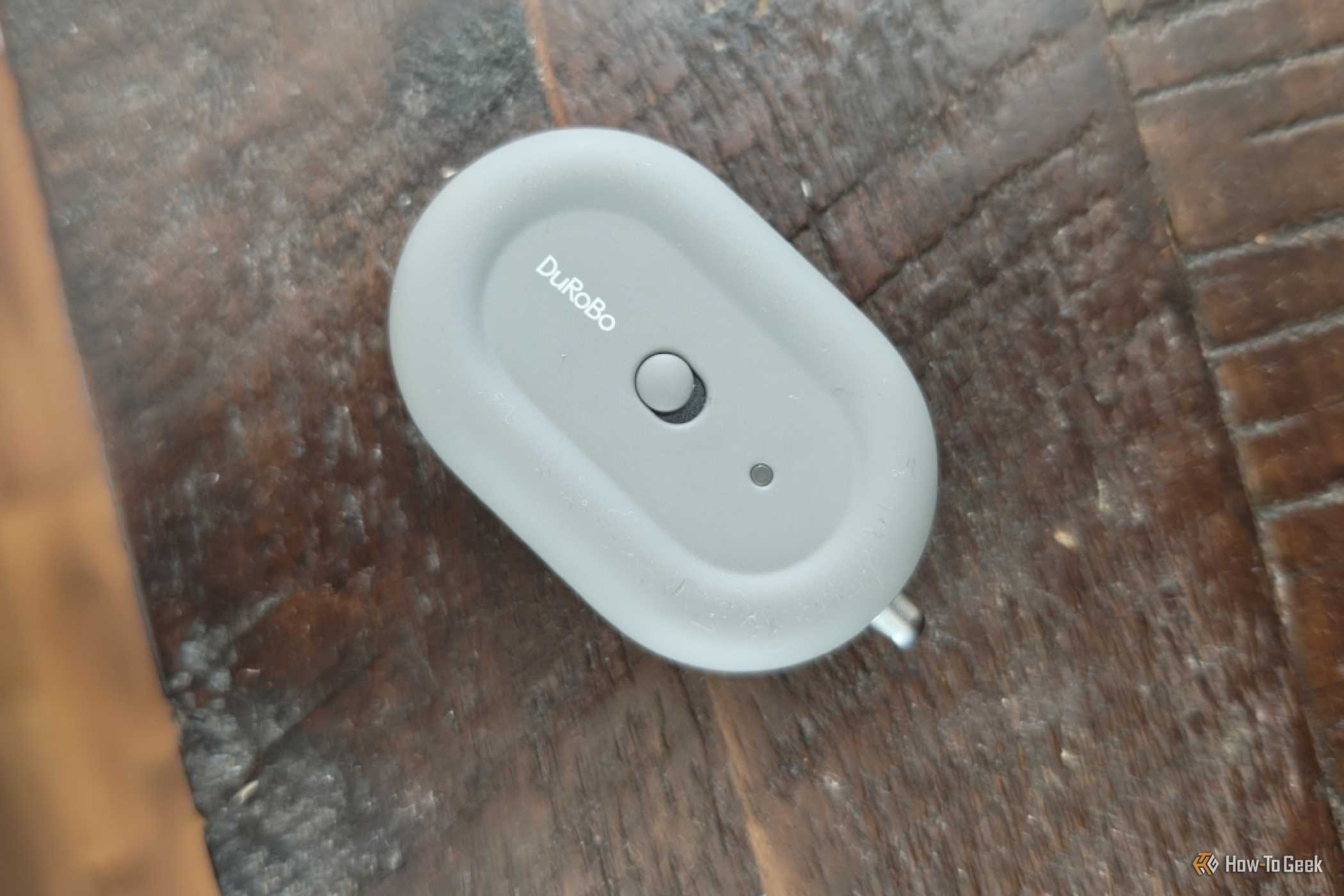 Hands Back Connect 4 weird but useful things you can connect to a phone