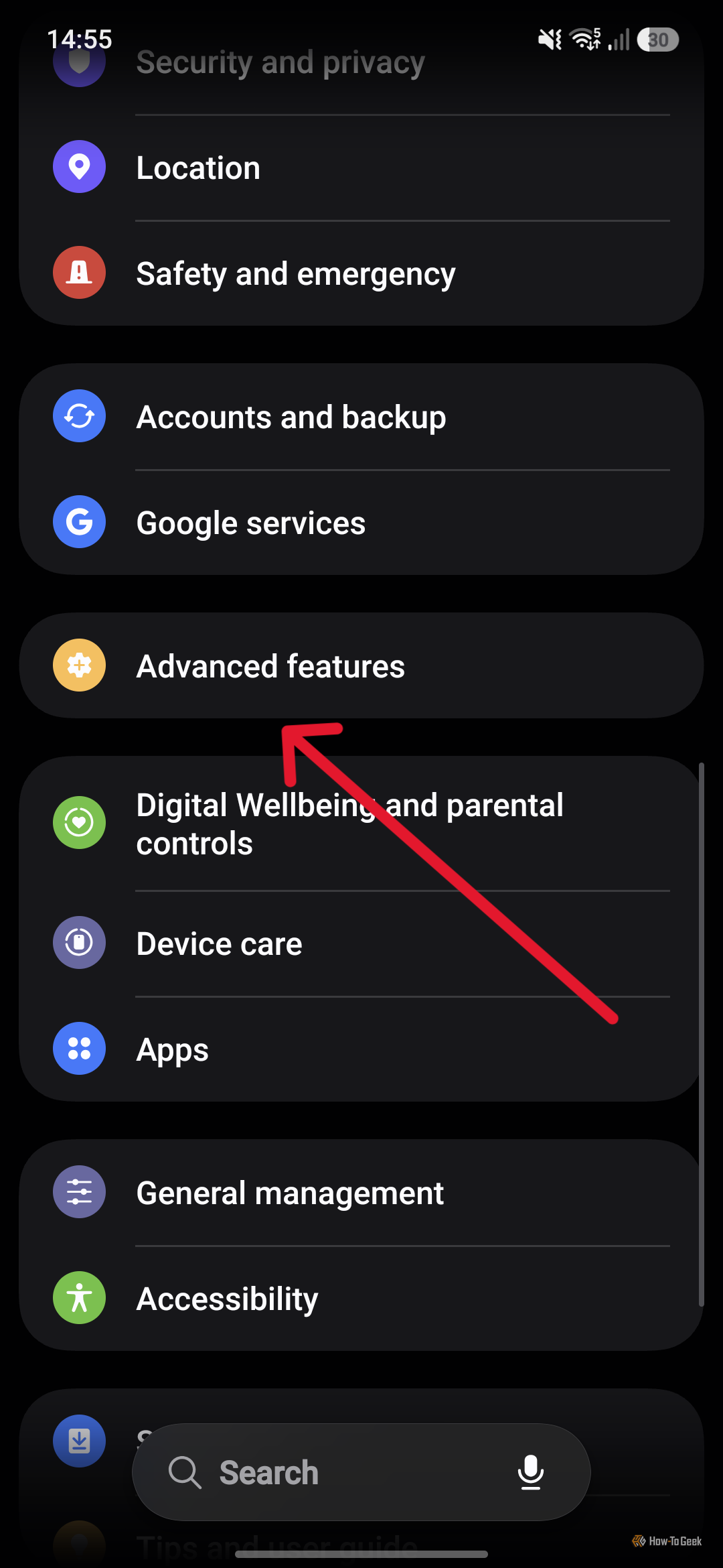 Screenshot of settings menu on a Samsung Galaxy with an arrow pointing to 'Advanced features'.