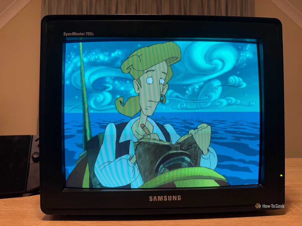 Классический квест на ЭЛТ-мониторе Игра Curse of Monkey Island на CRT-мониторе