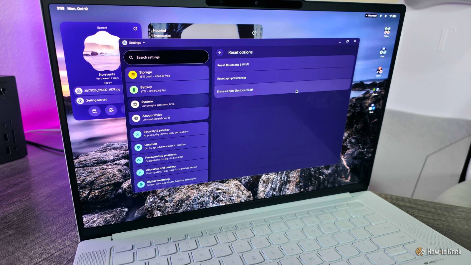 Image of the Lenovo Googlebook 15 and the factory reset screen.