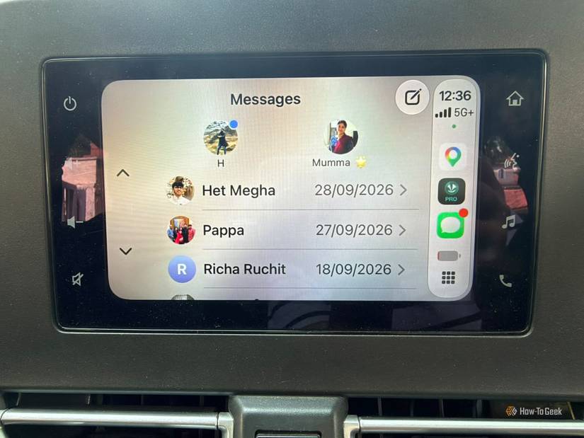 Pinned conversations on CarPlay