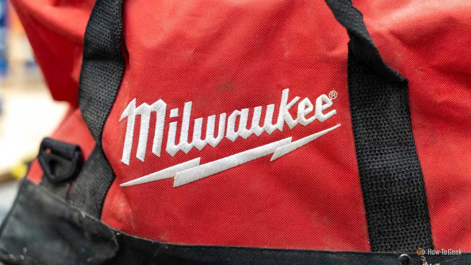 Mixing Milwaukee and Ryobi works if you stick to one simple rule