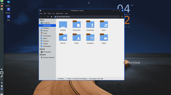 Thunar file manager on MX Linux Xfce open on the HowToGeek home folder.